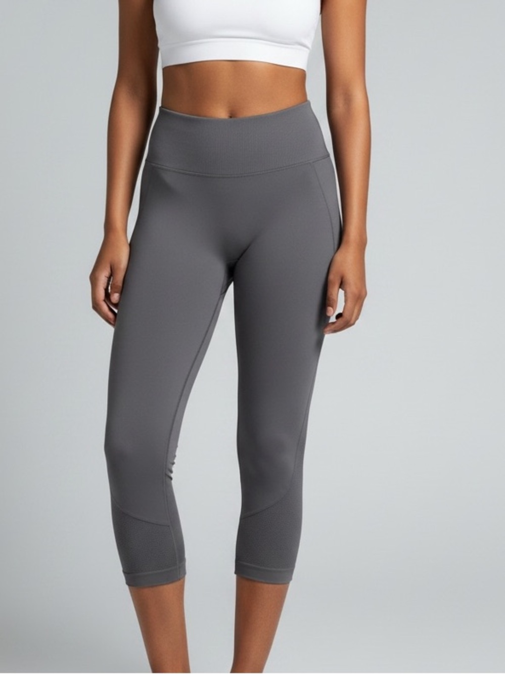 Lululemon Cropped Leggings Grey